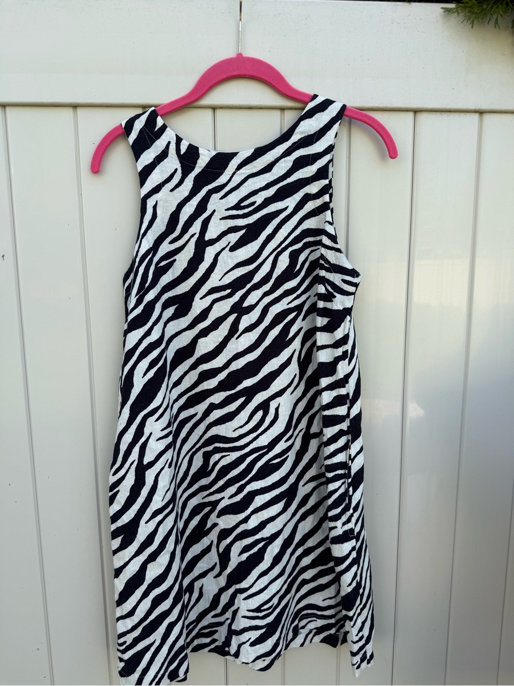 Size XS A-Line Linen Blend Dress Black & White Zebra Print a new day Sleeveless